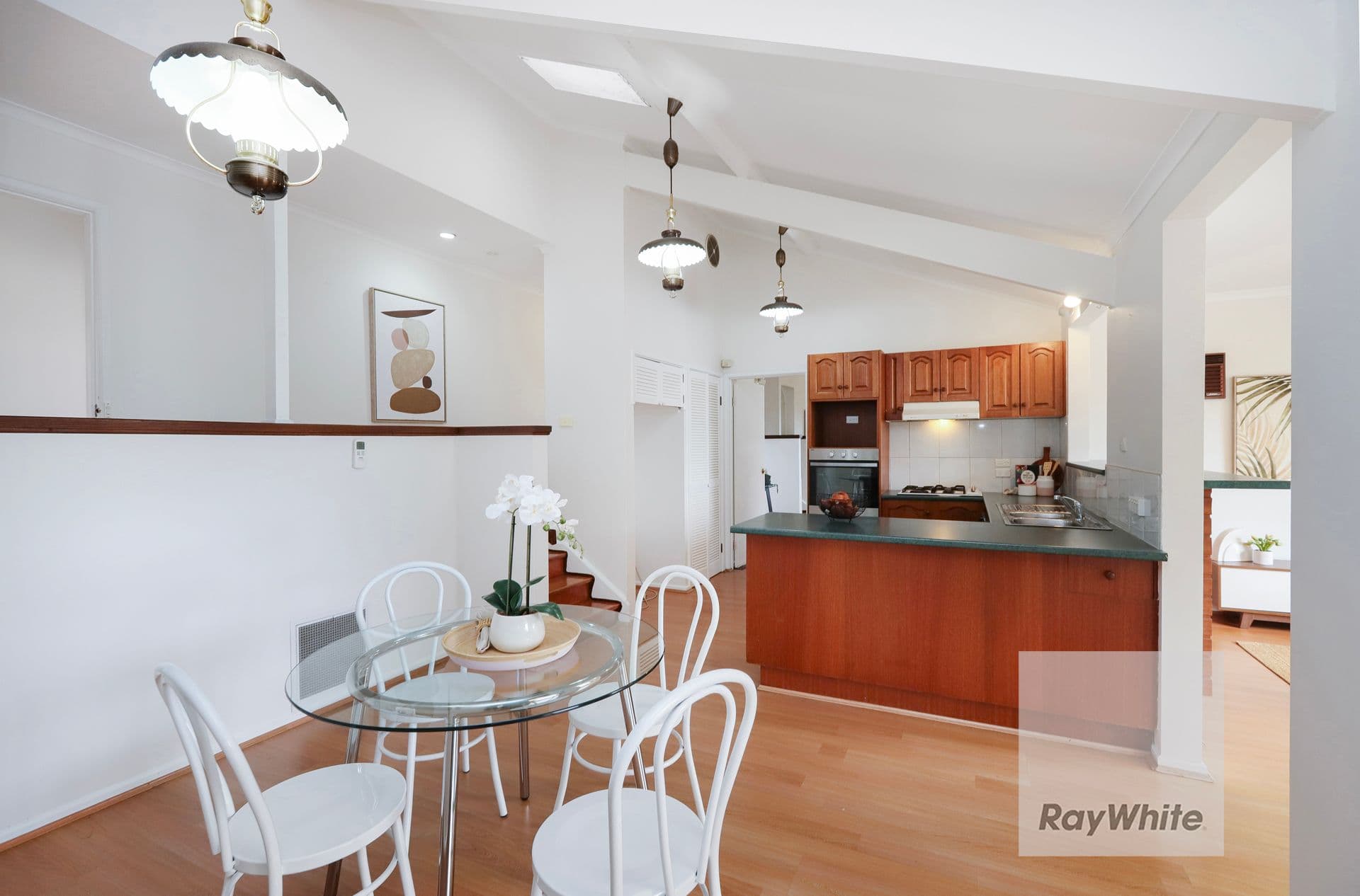 10 Ellesmere Crescent, Gladstone Park VIC 3043, Gladstone Park - Thumbnail 8
