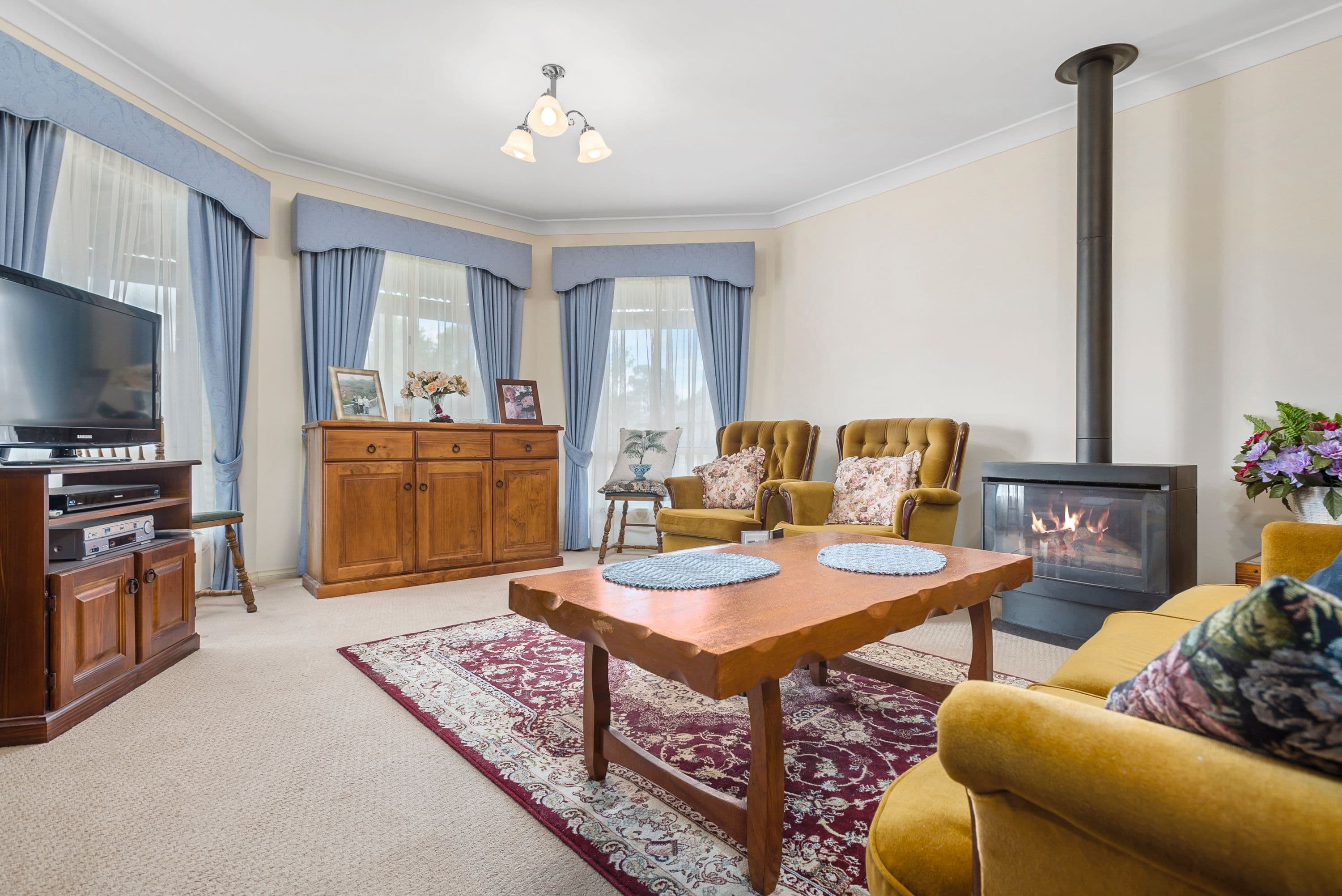 1 James Court, Kyneton VIC 3444, Kyneton - Thumbnail 2