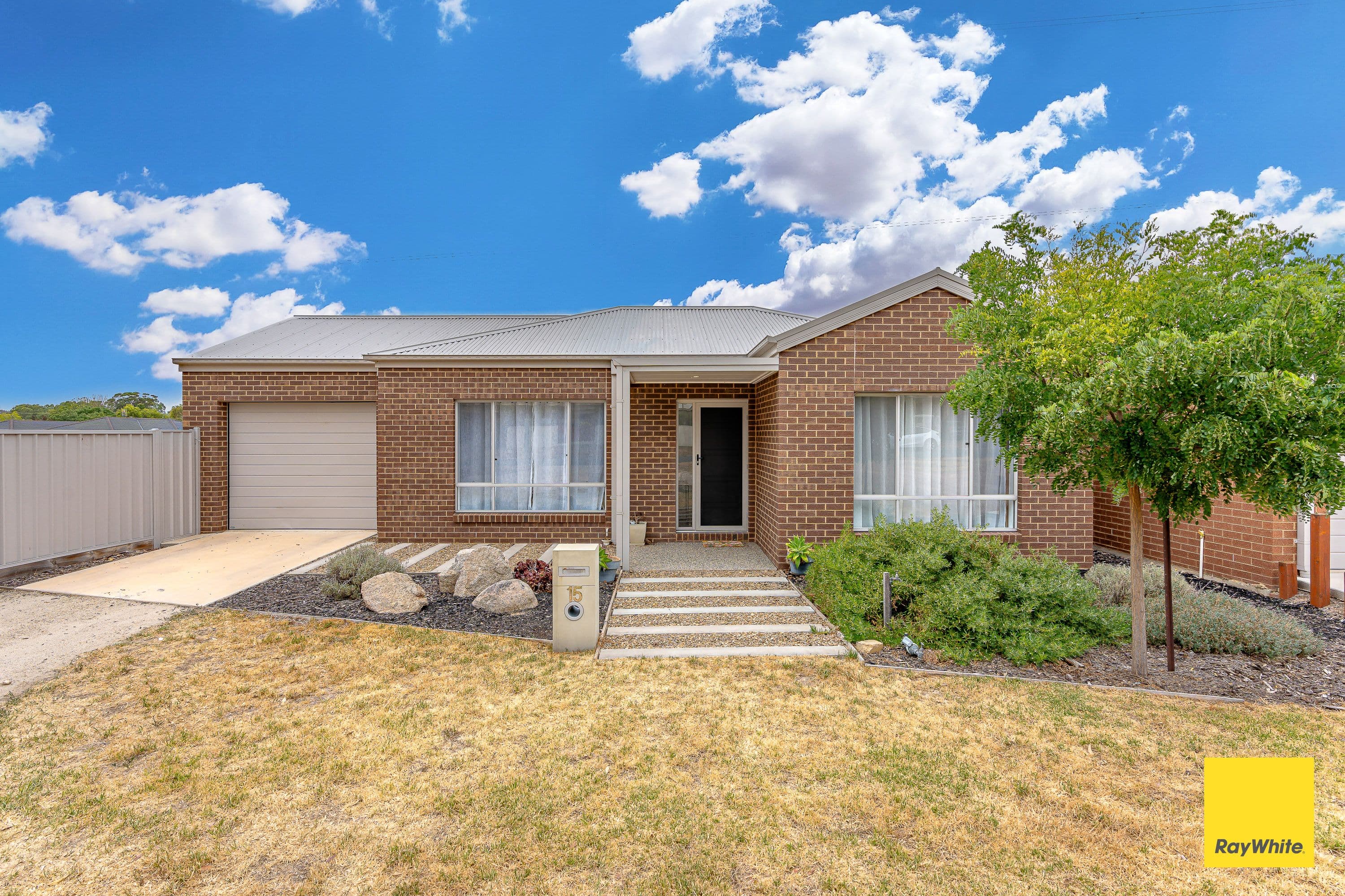 15 Mistletoe Street, Golden Square VIC 3555, Golden Square - Image 1