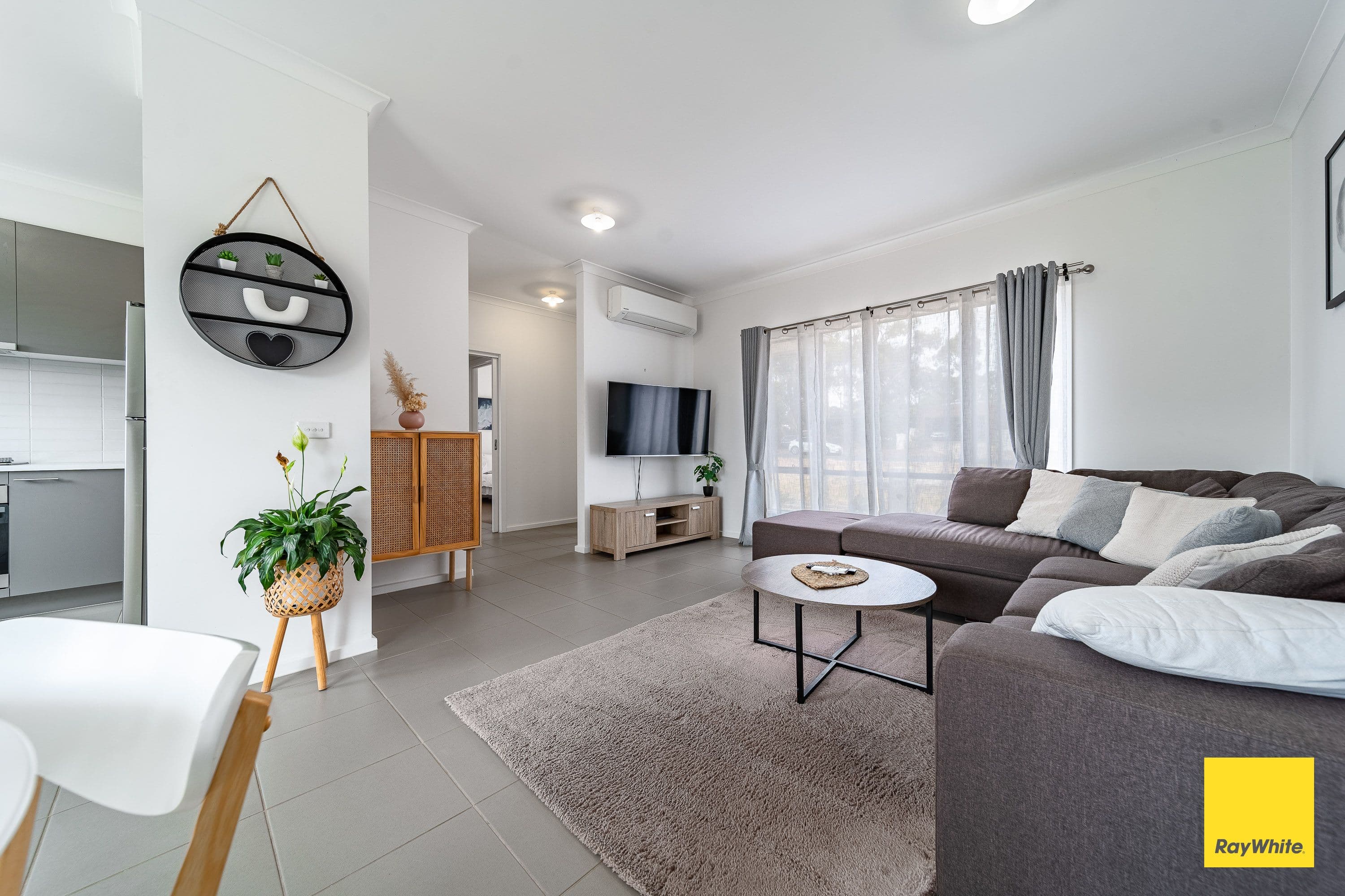 15 Mistletoe Street, Golden Square VIC 3555, Golden Square - Thumbnail 3