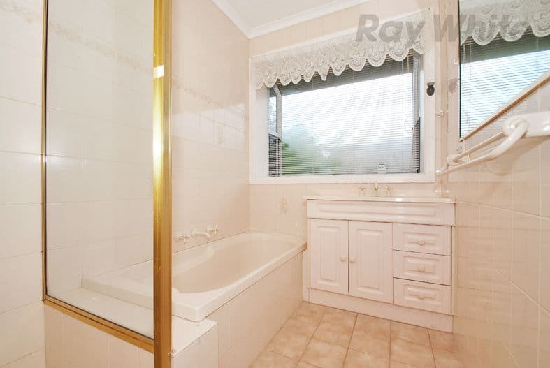 4 WARRUGA Court, CROYDON VIC 3136, Croydon - Thumbnail 8