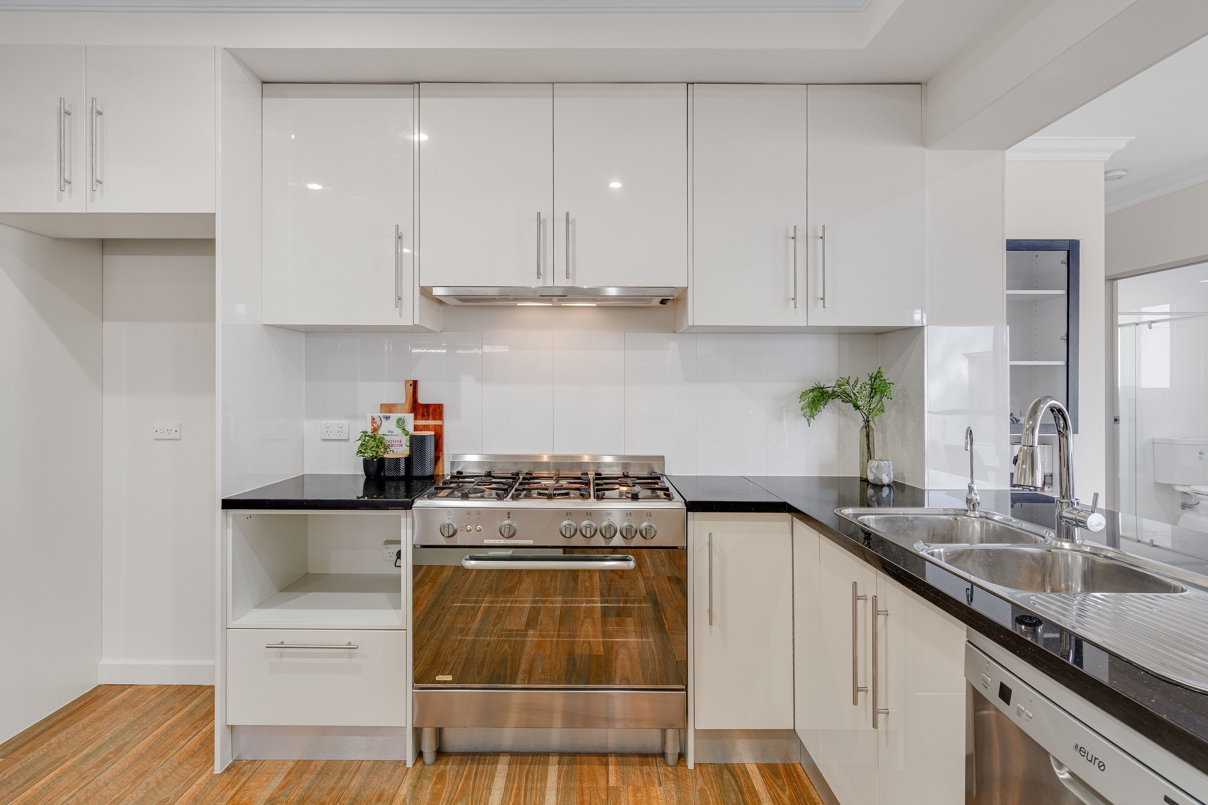 16 Bank Crescent, St Agnes SA 5097, St Agnes - Thumbnail 5