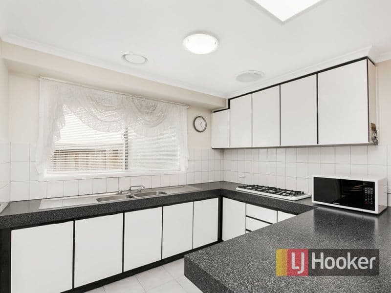 14 Matthew Flinders Avenue, Endeavour Hills VIC 3802, Endeavour Hills - Thumbnail 4