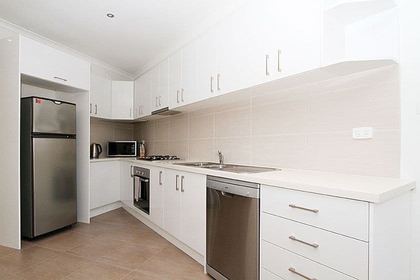 2 Corbin Place, MILL PARK VIC 3082, Mill Park - Thumbnail 2