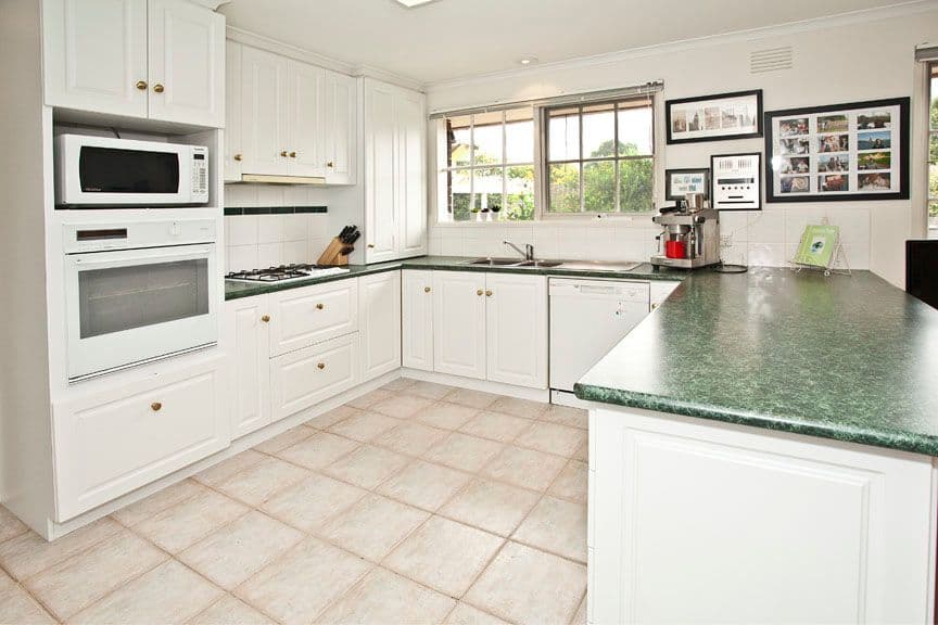 6 Lascelle Drive, VERMONT SOUTH VIC 3133, Vermont South - Thumbnail 3