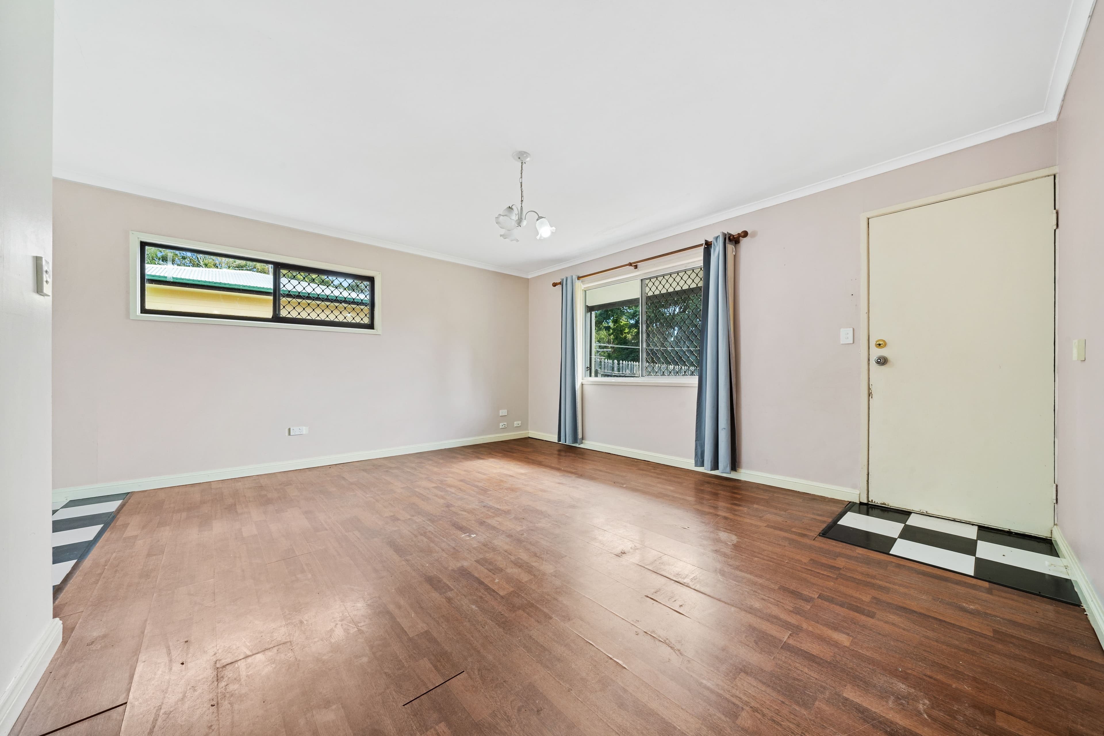 72 Tweedvale Street, Beenleigh QLD 4207, Beenleigh - Thumbnail 3