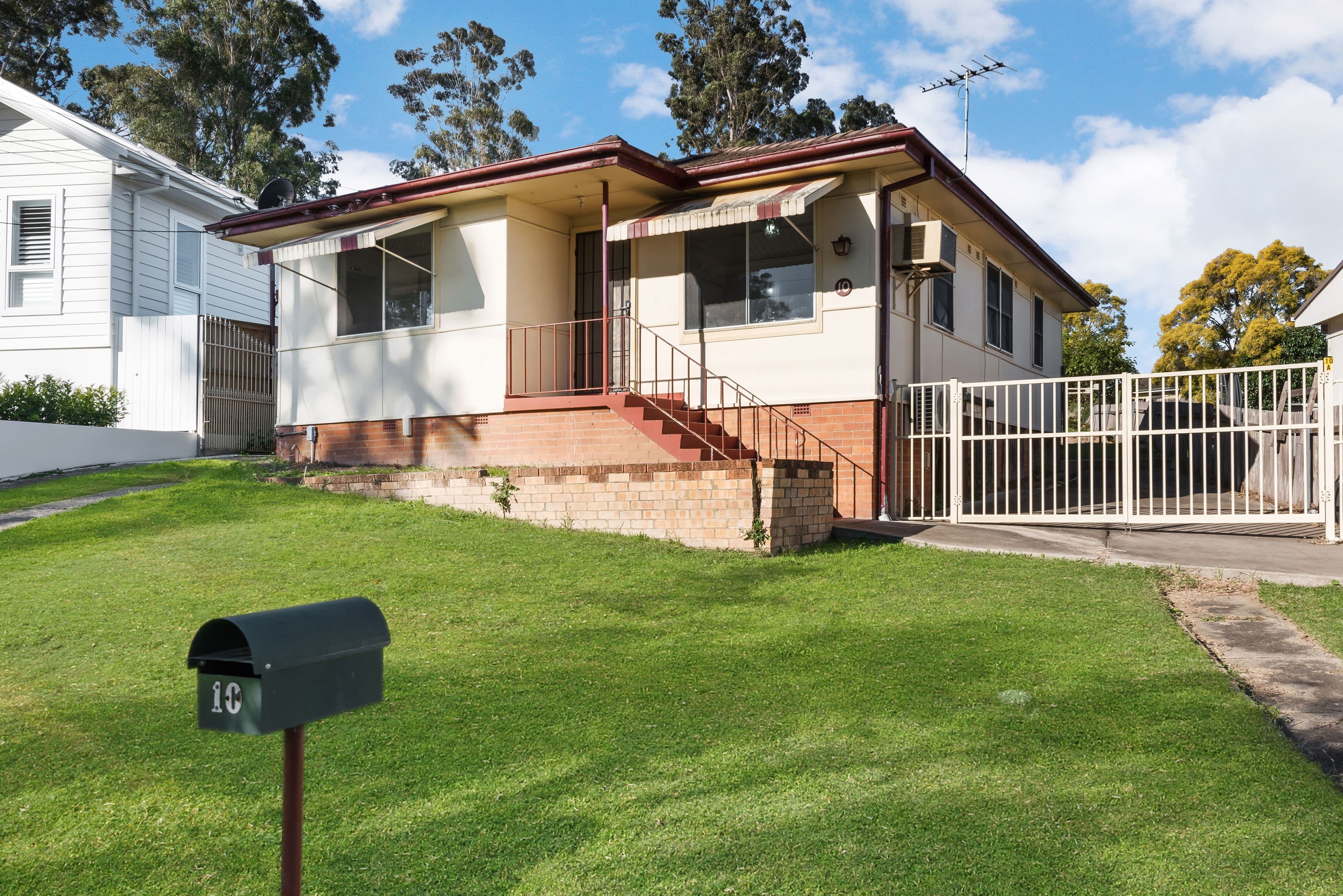 10 Dalkeith Street, Busby NSW 2168, Busby - Thumbnail 2