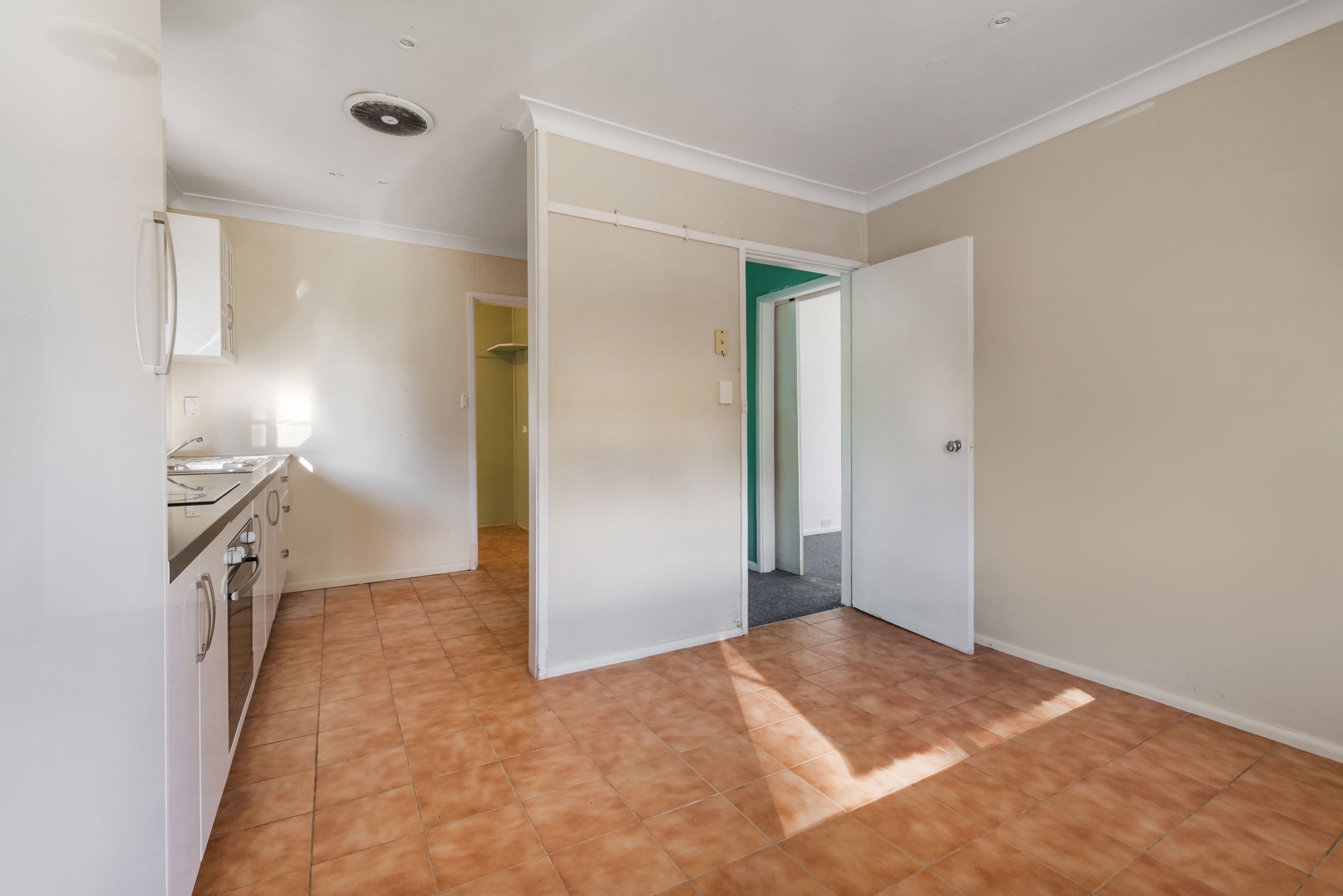 10 Dalkeith Street, Busby NSW 2168, Busby - Thumbnail 8