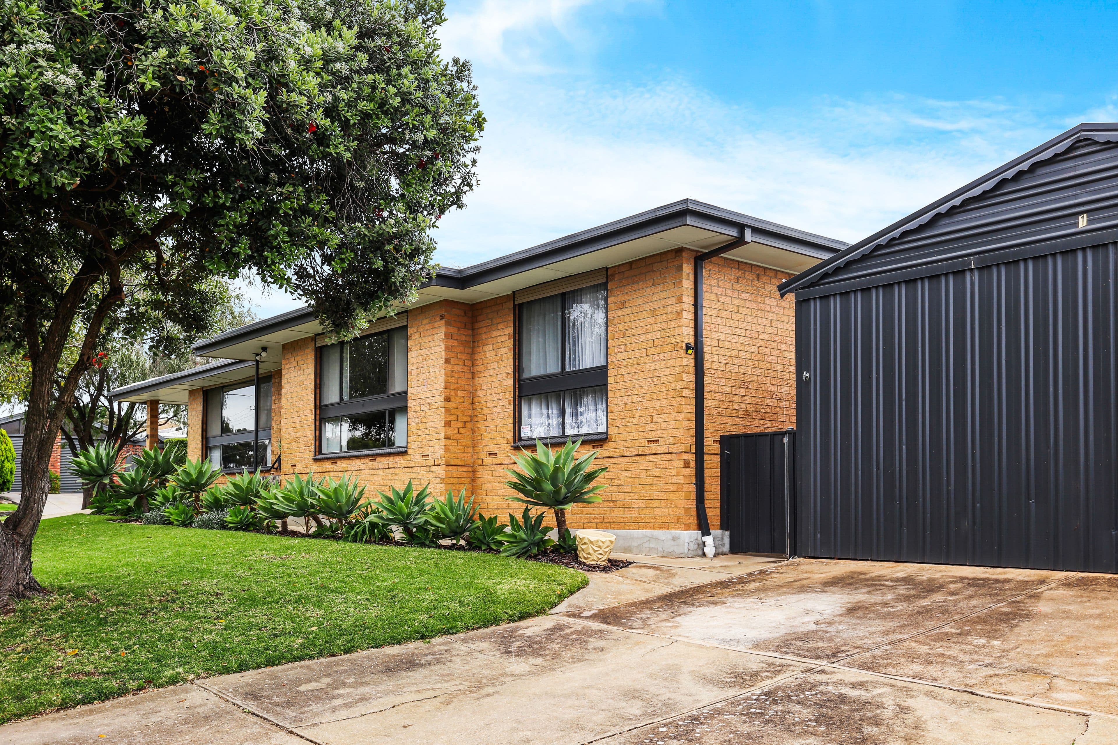 1 Synnett Avenue, Seaview Downs SA 5049, Seaview Downs - Thumbnail 3