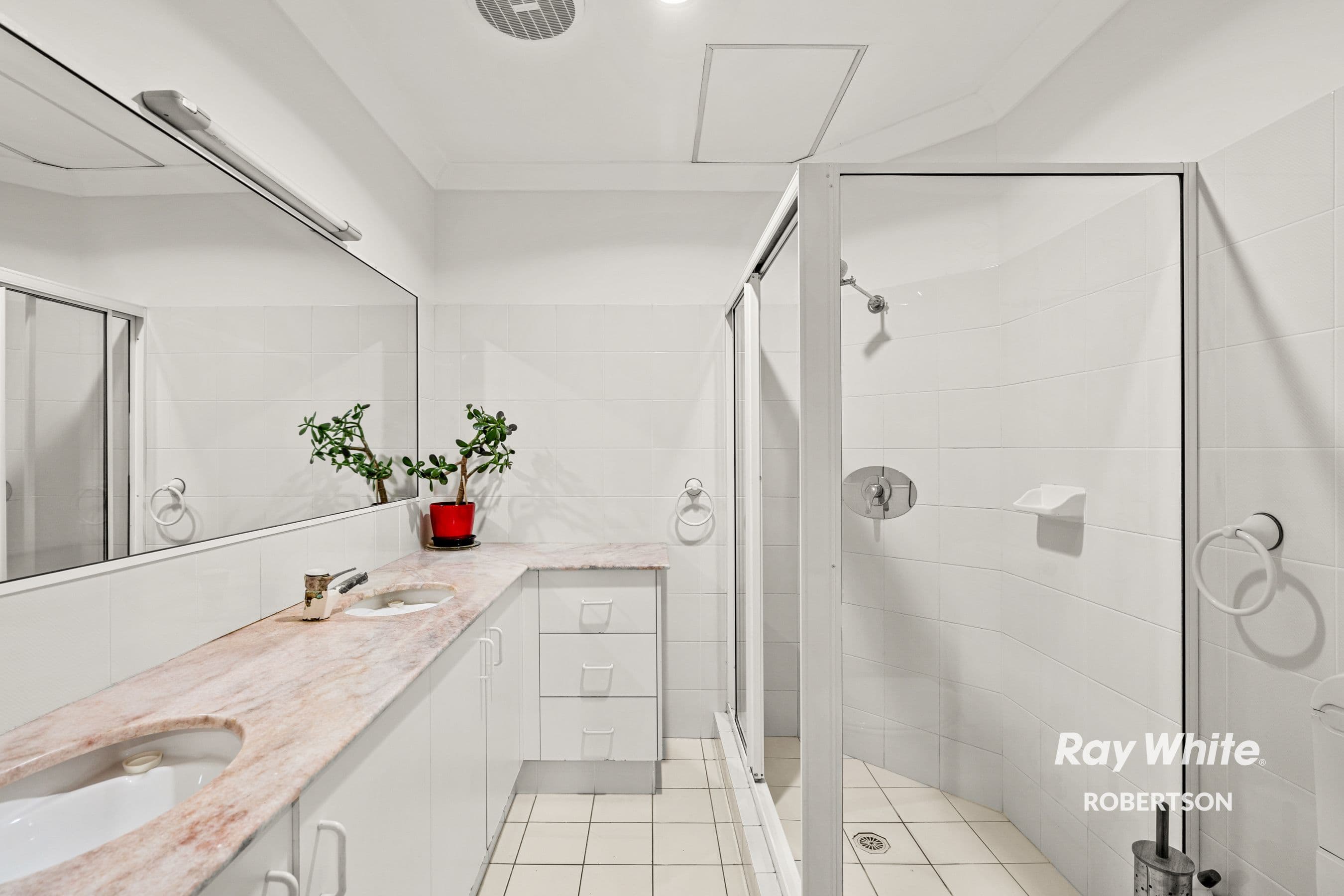 6 Putter Place, Arundel QLD 4214, Arundel - Thumbnail 7