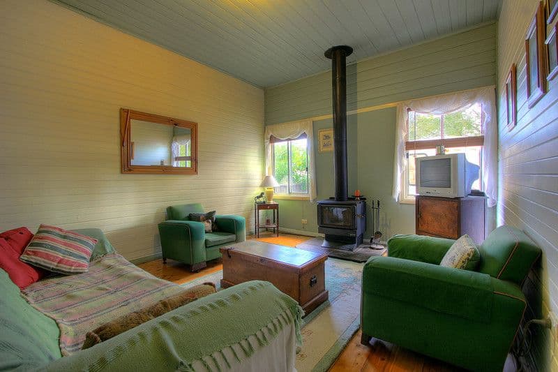 122  Parkes Street, HELENSBURGH NSW 2508, Helensburgh - Thumbnail 6