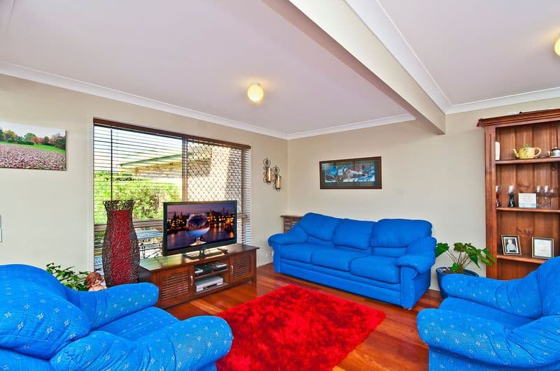 12 Bottlewood Court, BURLEIGH WATERS QLD 4220, Burleigh Waters - Thumbnail 2