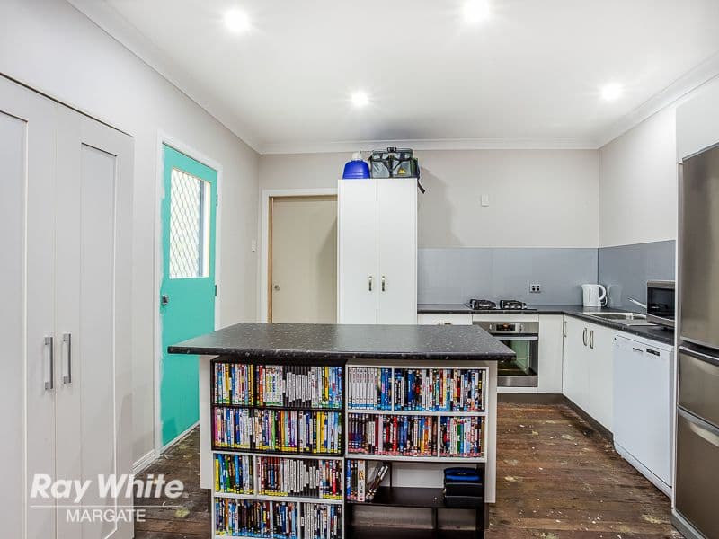 14 Ashmole Road, Redcliffe QLD 4020, Redcliffe - Thumbnail 3