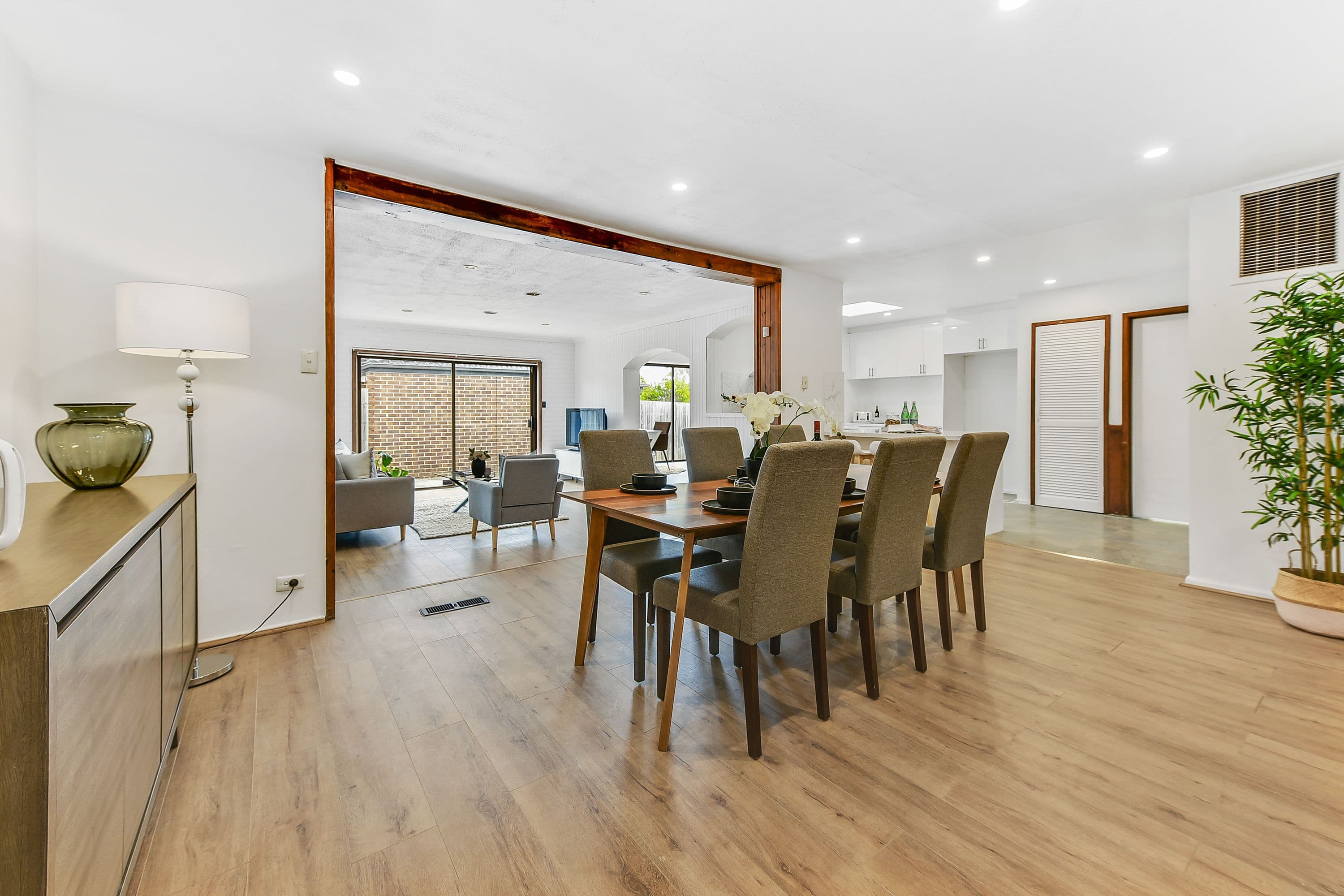 87 Tiverton Drive, Mulgrave VIC 3170, Mulgrave - Thumbnail 7