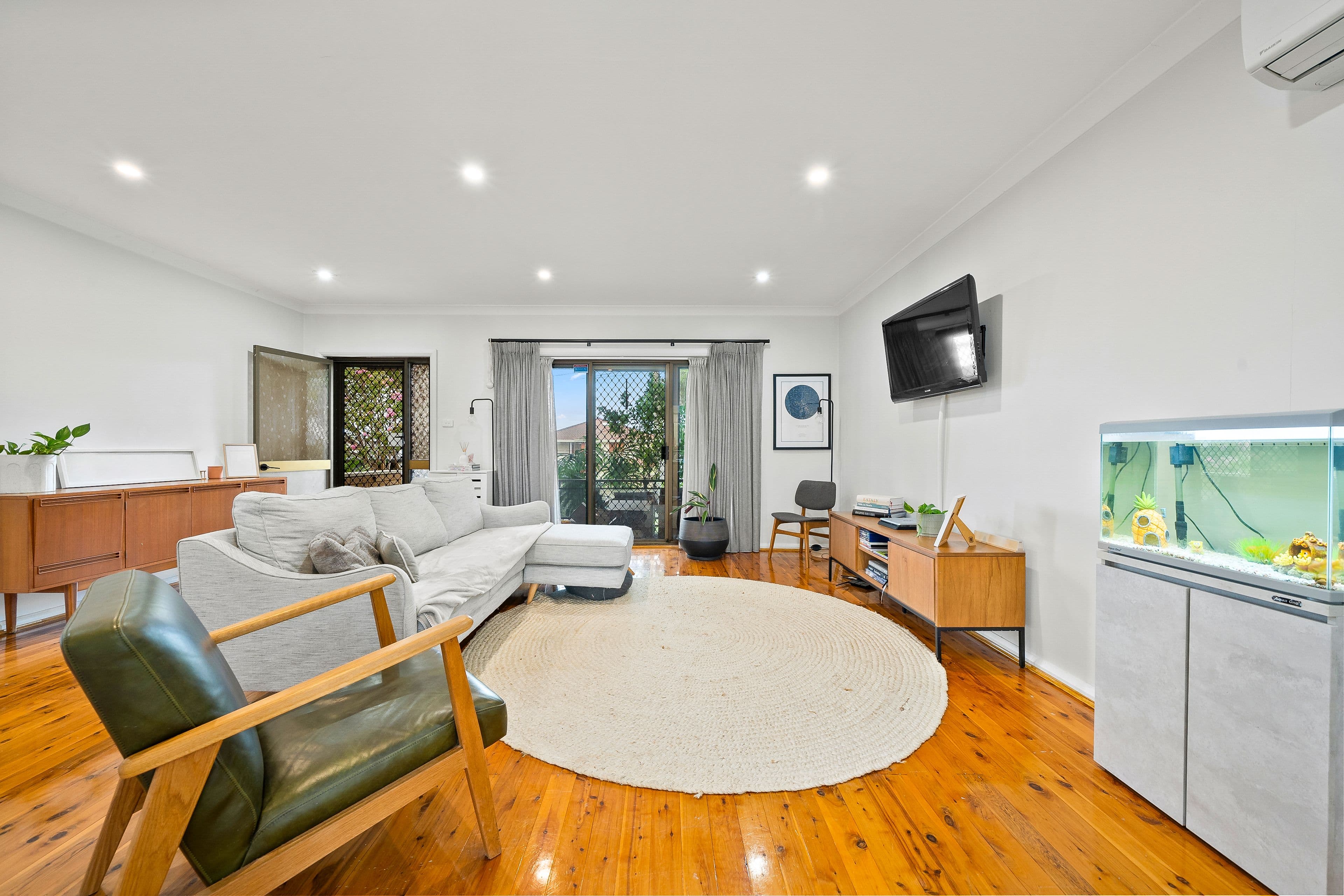 63 Edna Avenue, Mount Pritchard NSW 2170, Mount Pritchard - Thumbnail 2