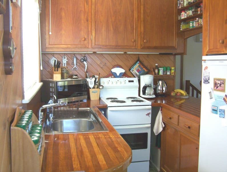 16 Browning Street, RUSSELL ISLAND QLD 4184, Russell Island - Thumbnail 5
