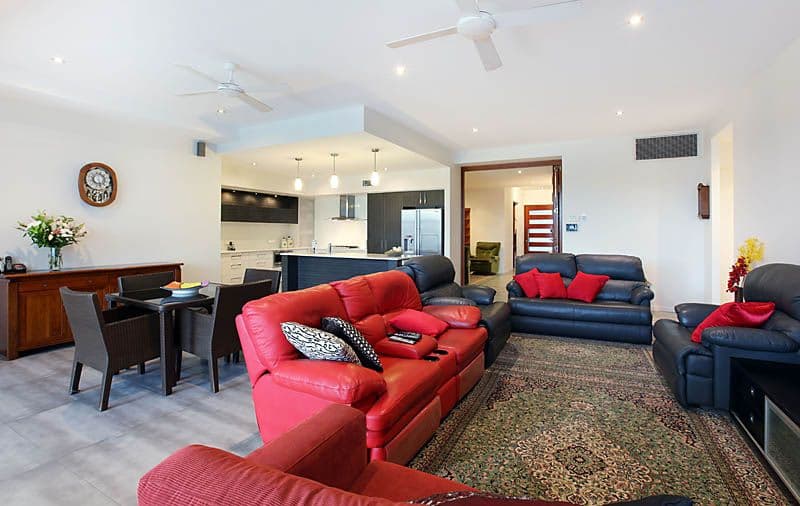 18 Merrimac Boulevard, Broadbeach Waters QLD 4218, Broadbeach Waters - Thumbnail 6