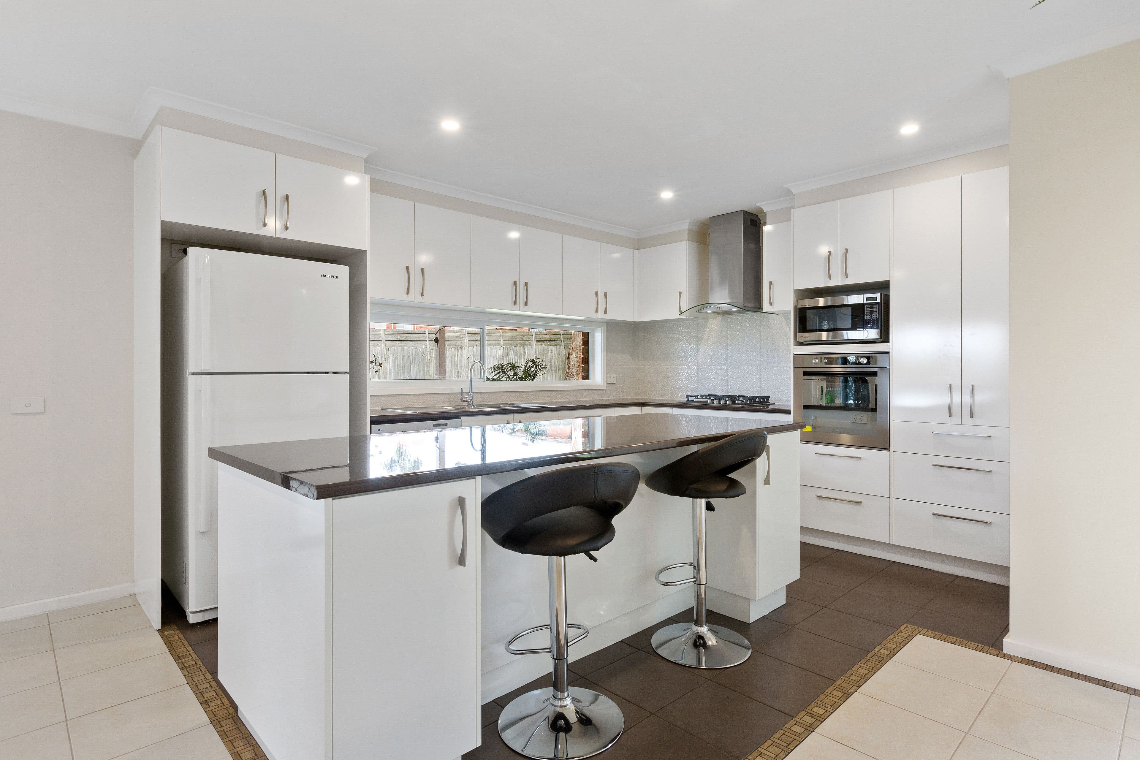 10 Carrum Bella Drive, Carrum Downs VIC 3201, Carrum Downs - Thumbnail 2
