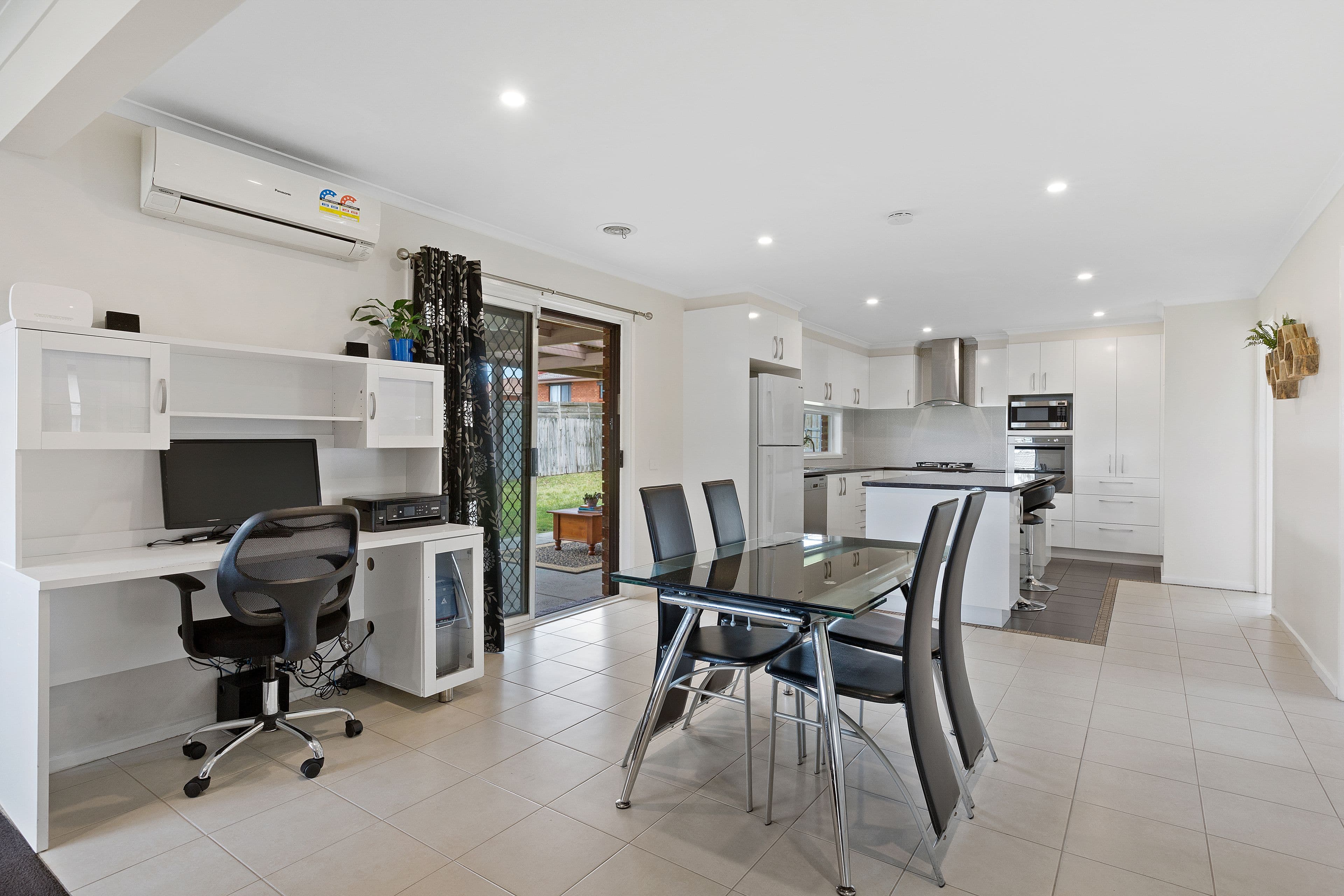 10 Carrum Bella Drive, Carrum Downs VIC 3201, Carrum Downs - Thumbnail 4