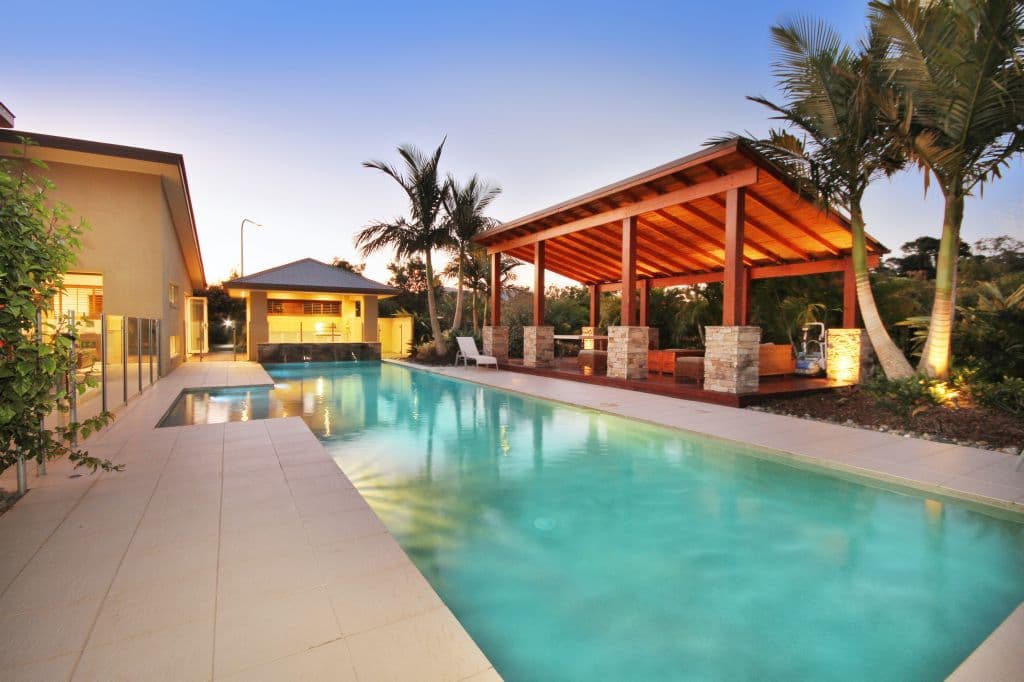 15 Meadow Court, MAUDSLAND QLD 4210, Maudsland - Thumbnail 2