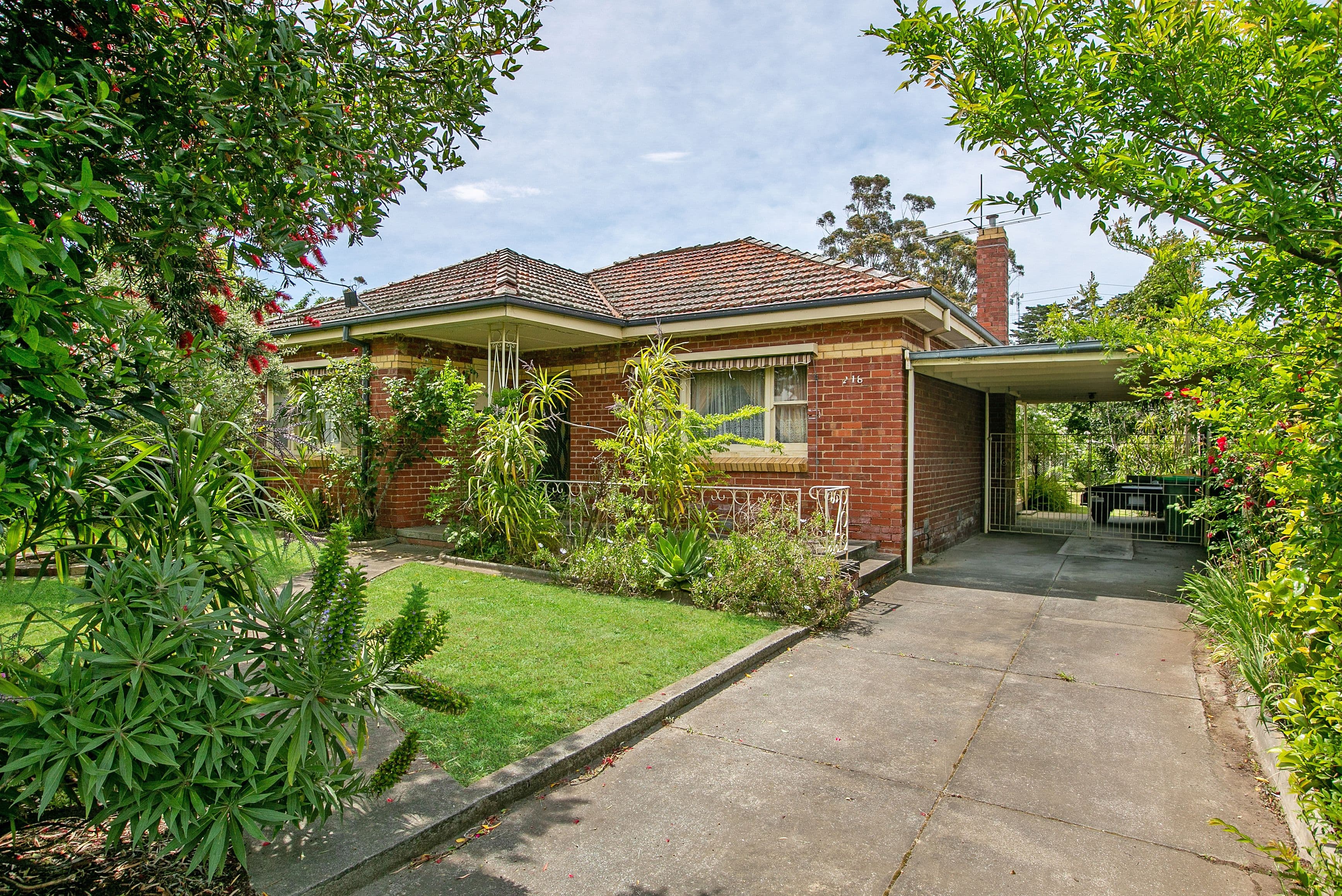 218 Spring Street, Reservoir VIC 3073, Reservoir - Thumbnail 3
