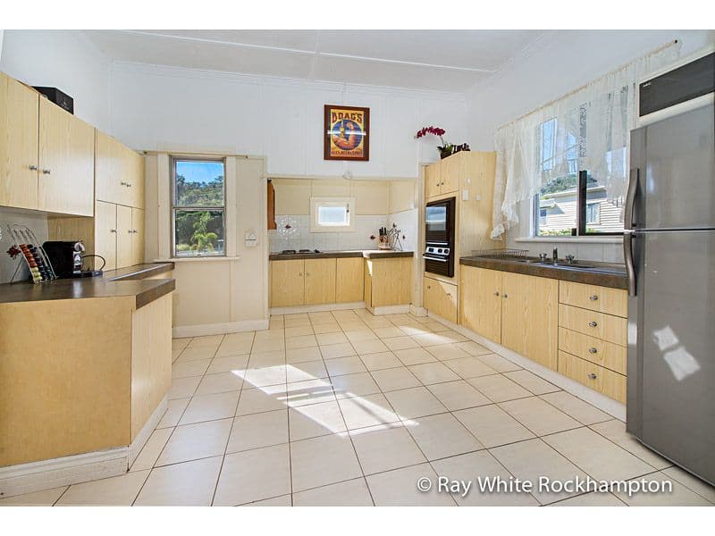 389 Rhodes Street, KOONGAL QLD 4701, Koongal - Thumbnail 3