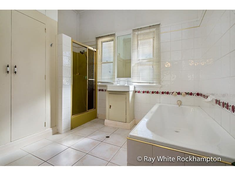 389 Rhodes Street, KOONGAL QLD 4701, Koongal - Thumbnail 8