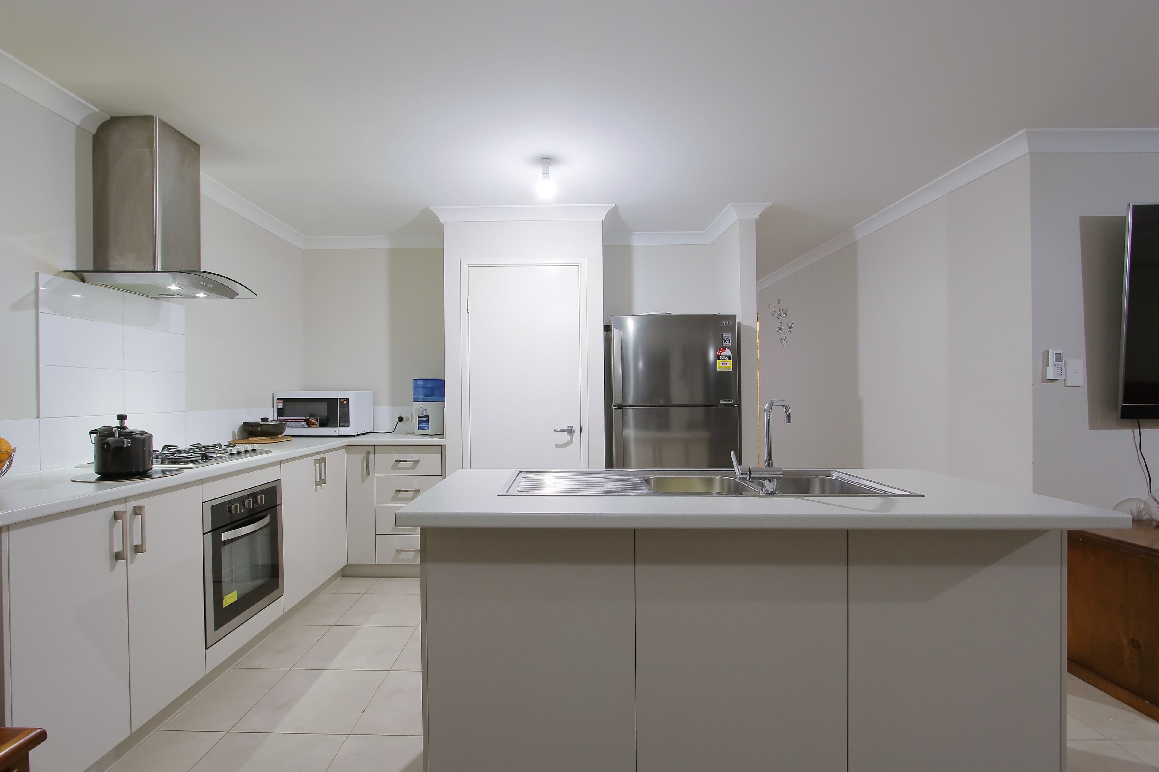 1 Gidgee Cove, Kenwick WA 6107, Kenwick - Thumbnail 2