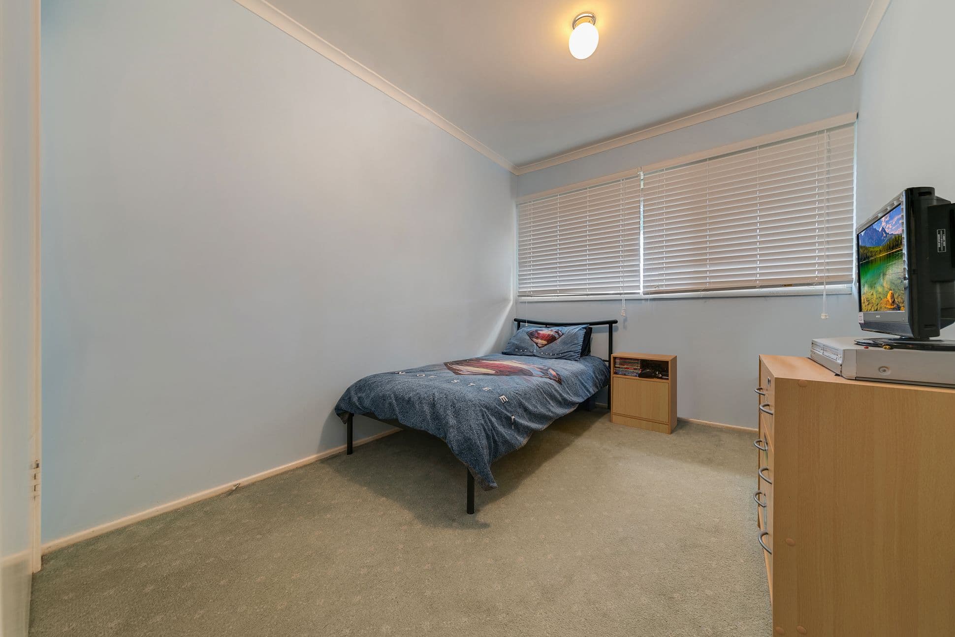 7 Cooradilla Place, Bradbury - Thumbnail 8