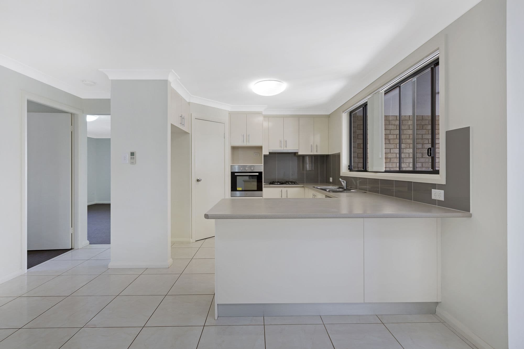 16A Warwick Road, Tamworth NSW 2340, Tamworth - Thumbnail 3