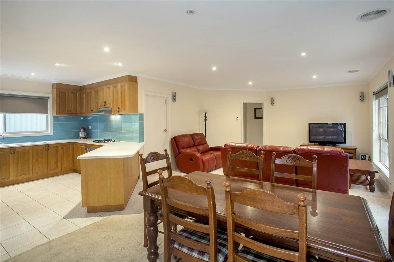 13 Hedgeley Road, BELL PARK VIC 3215, Bell Park - Thumbnail 5