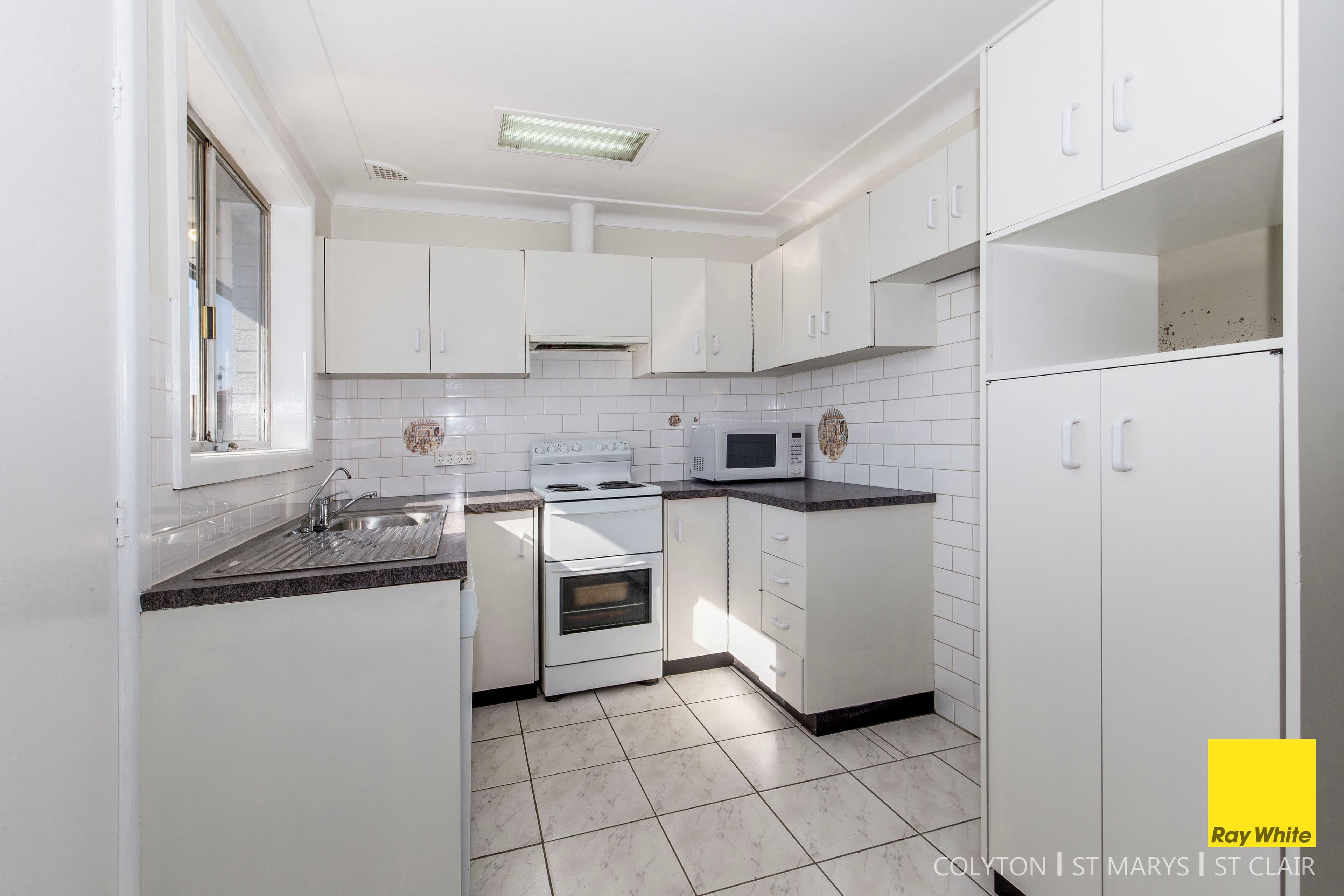 105 Carpenter Street, Colyton - Thumbnail 4