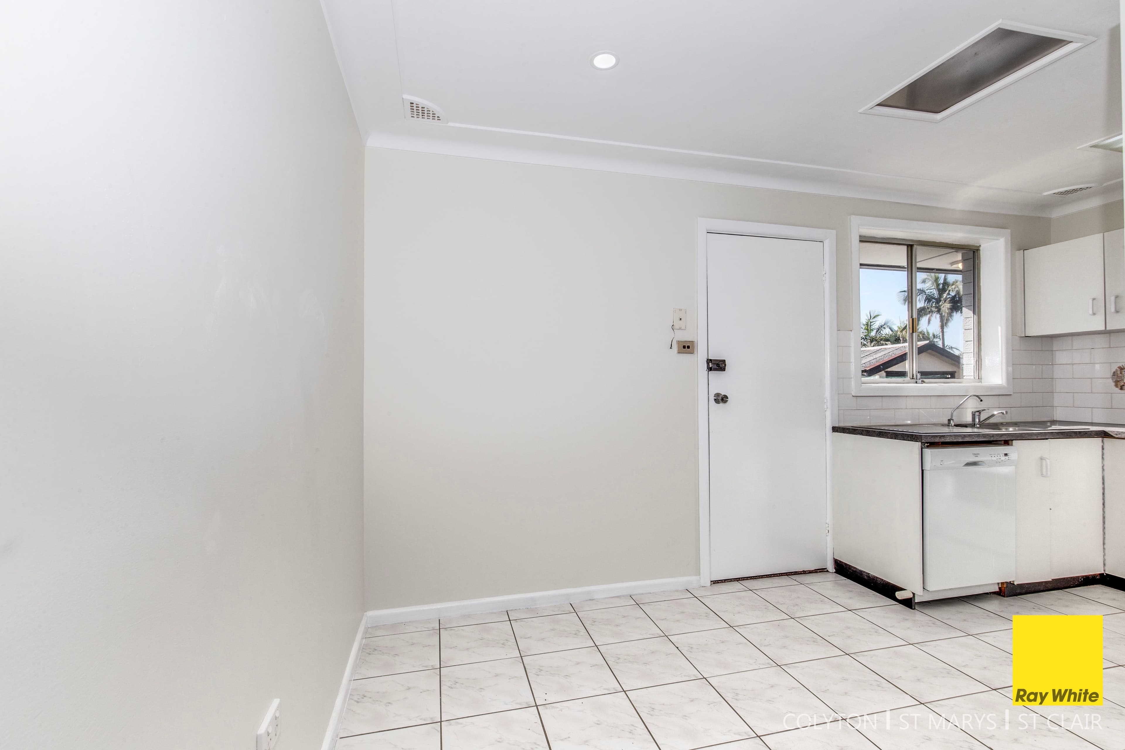 105 Carpenter Street, Colyton - Thumbnail 5