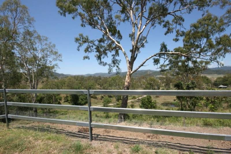 169 Bella Road, SARINA QLD 4737, Sarina - Thumbnail 2