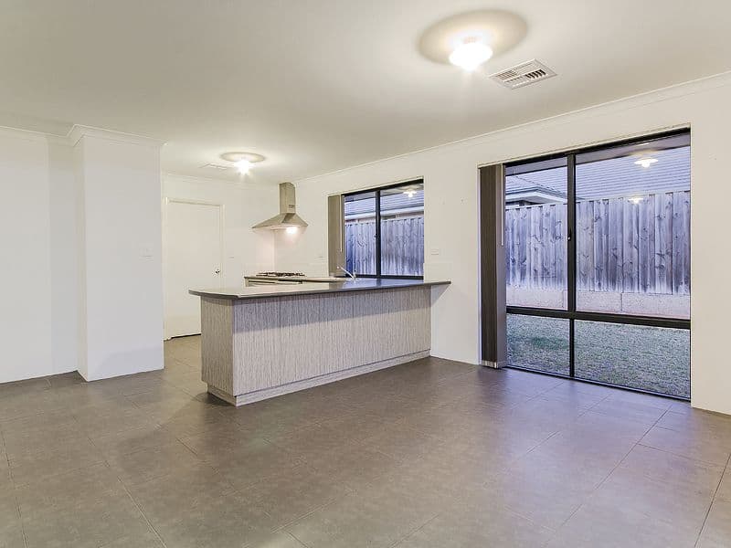 36 Sunstone Drive, Wellard WA 6170, Wellard - Thumbnail 4