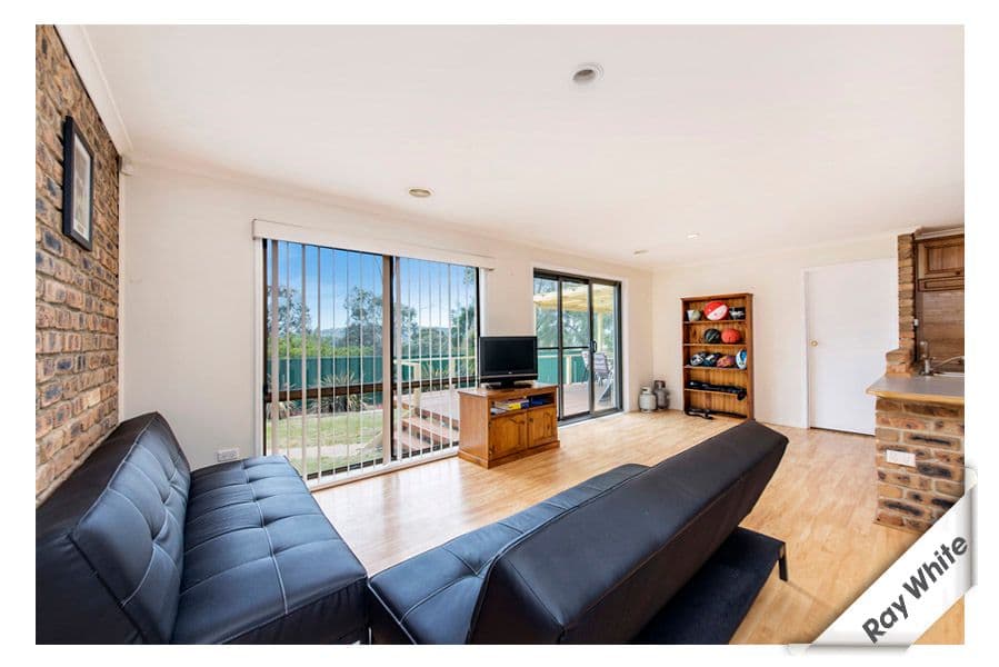 3 McKinley Circuit, CALWELL ACT 2905, Calwell - Thumbnail 4