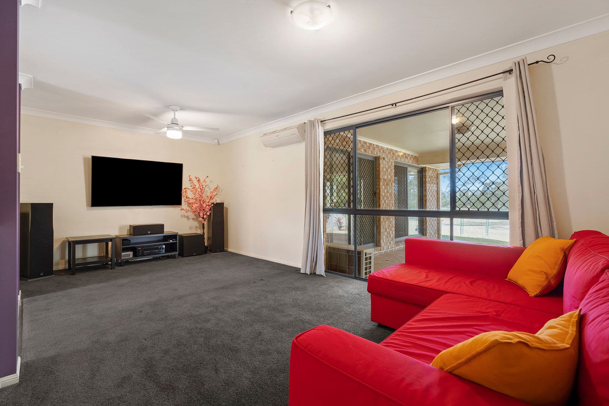 17 Fairway Drive, Meadowbrook QLD 4131, Meadowbrook - Thumbnail 2