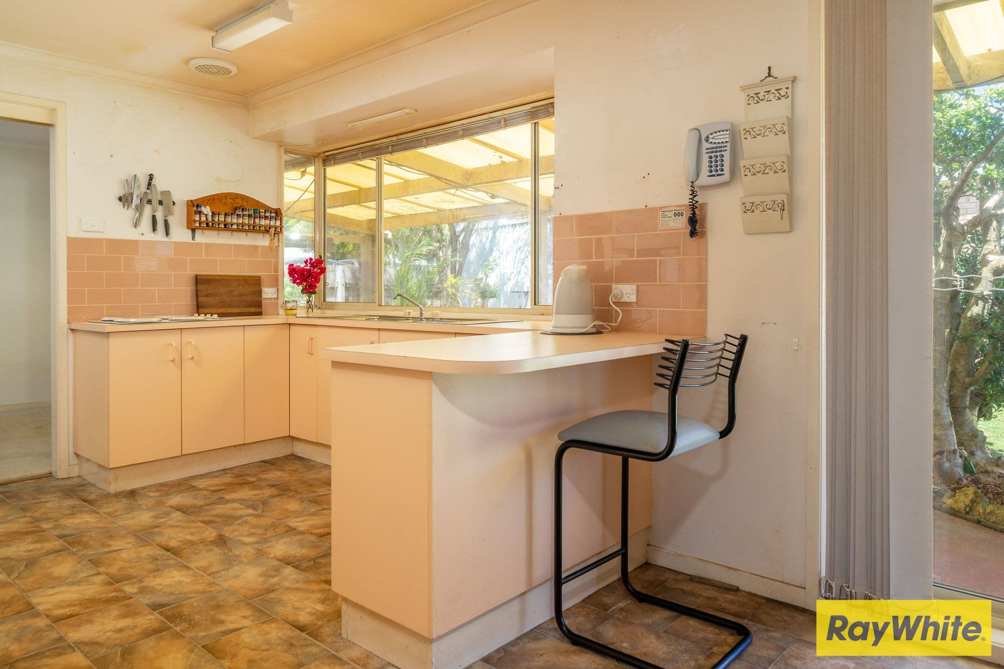 1 Yarralumla Crescent, Tomakin NSW 2537, Tomakin - Thumbnail 2