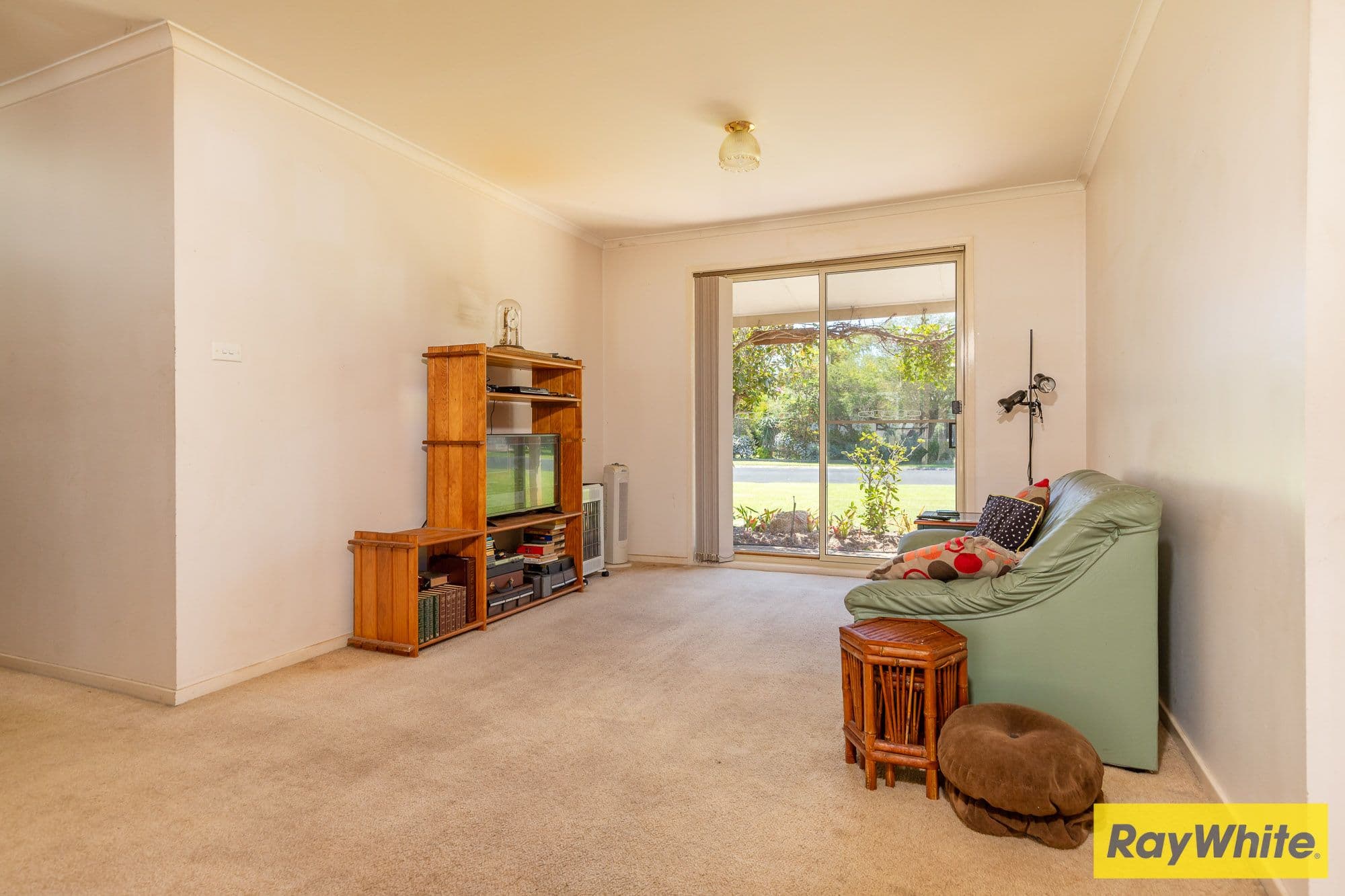 1 Yarralumla Crescent, Tomakin NSW 2537, Tomakin - Thumbnail 6