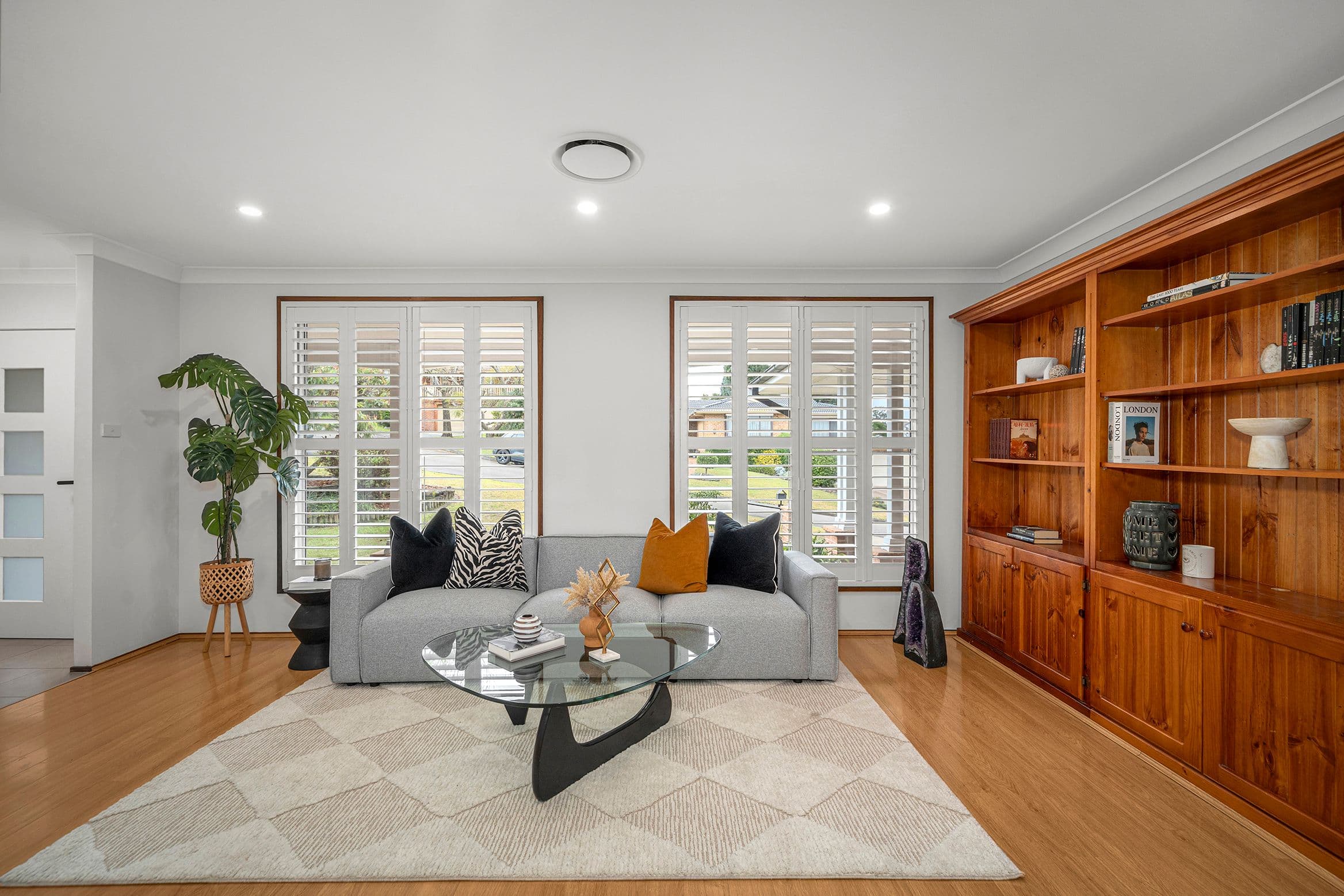 8 Barossa Court, Baulkham Hills NSW 2153, Baulkham Hills - Thumbnail 2