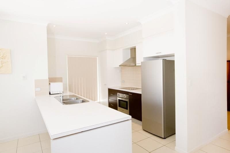 4 Park Hollow Mews, LITTLE MOUNTAIN QLD 4551, Little Mountain - Thumbnail 4