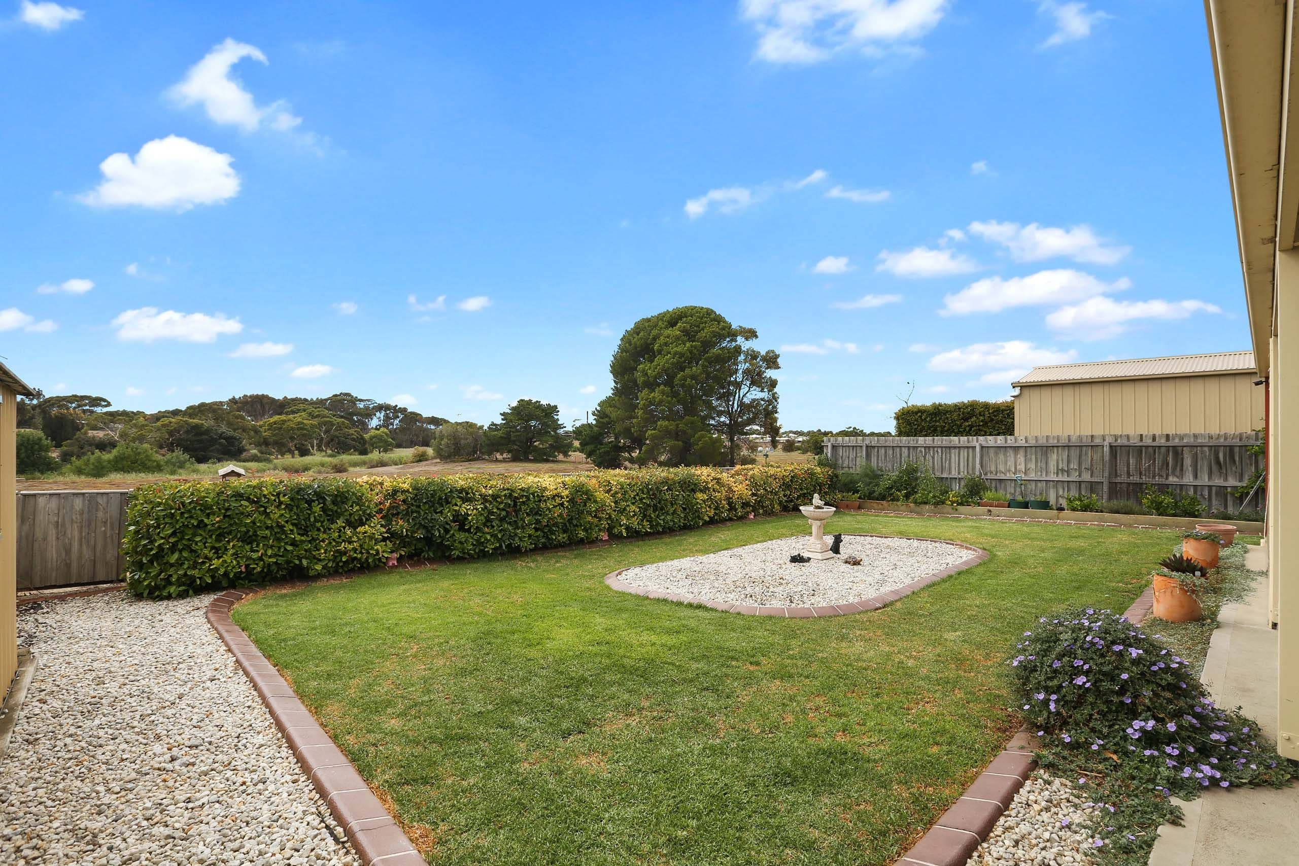 11 Menzies Close, Lara VIC 3212, Lara - Image 1