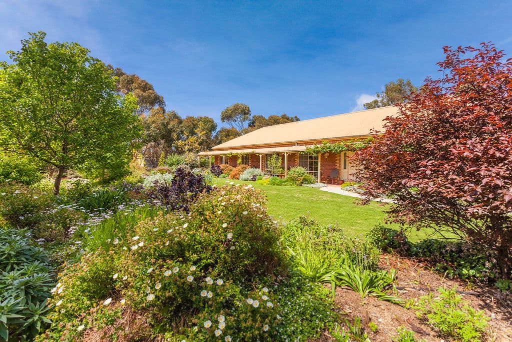 9 Kalkarra Crescent, MOUNT DUNEED VIC 3216, Mount Duneed - Thumbnail 2
