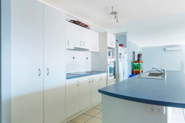 34 Reeders Street, SANDSTONE POINT QLD 4511, Sandstone Point - Thumbnail 7