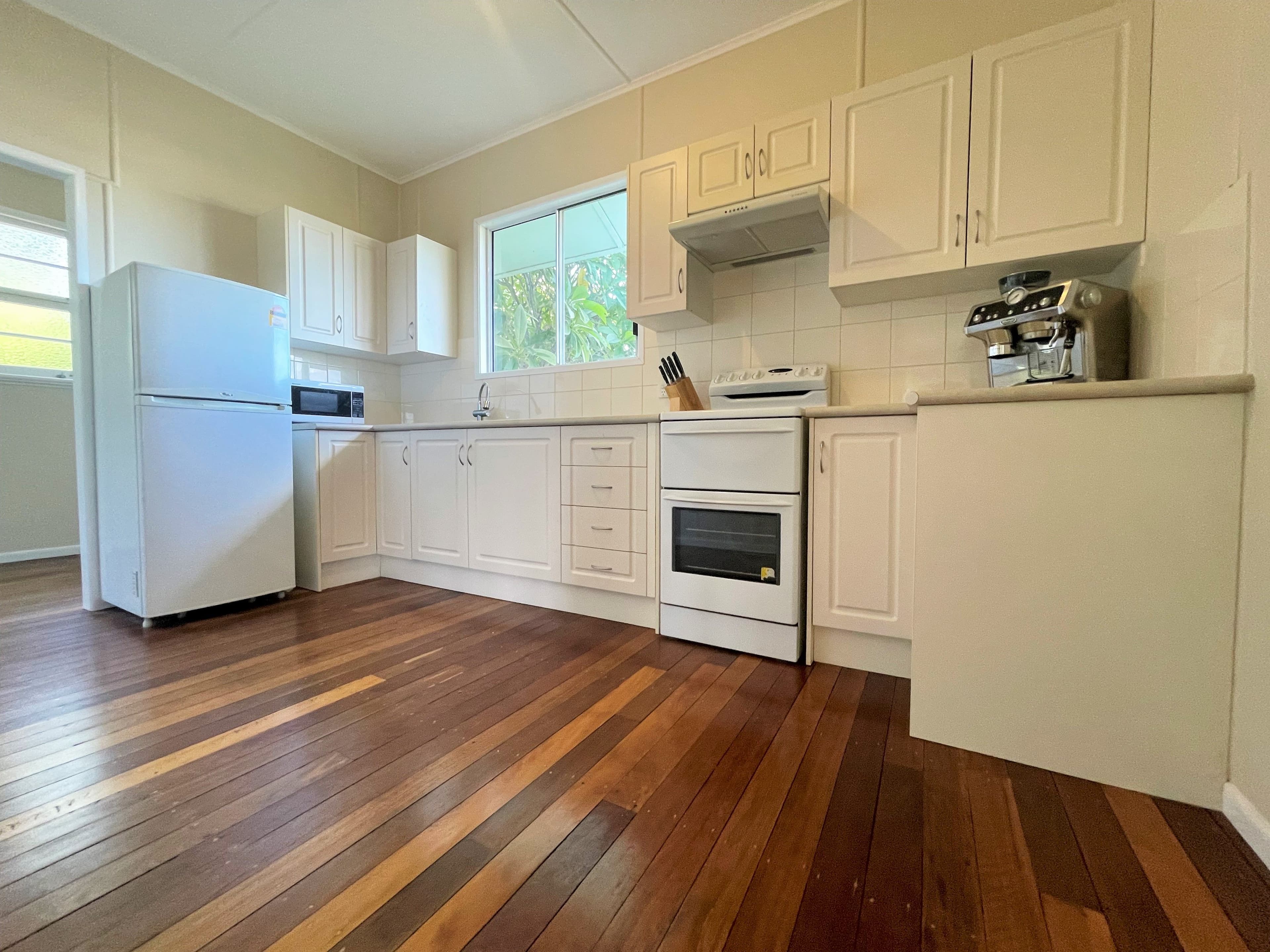 24-26 Willow Street, Barcaldine QLD 4725, Barcaldine - Thumbnail 5
