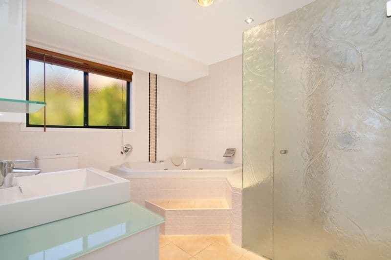 36 Kintyre Crescent, BANORA POINT NSW 2486, Banora Point - Thumbnail 7