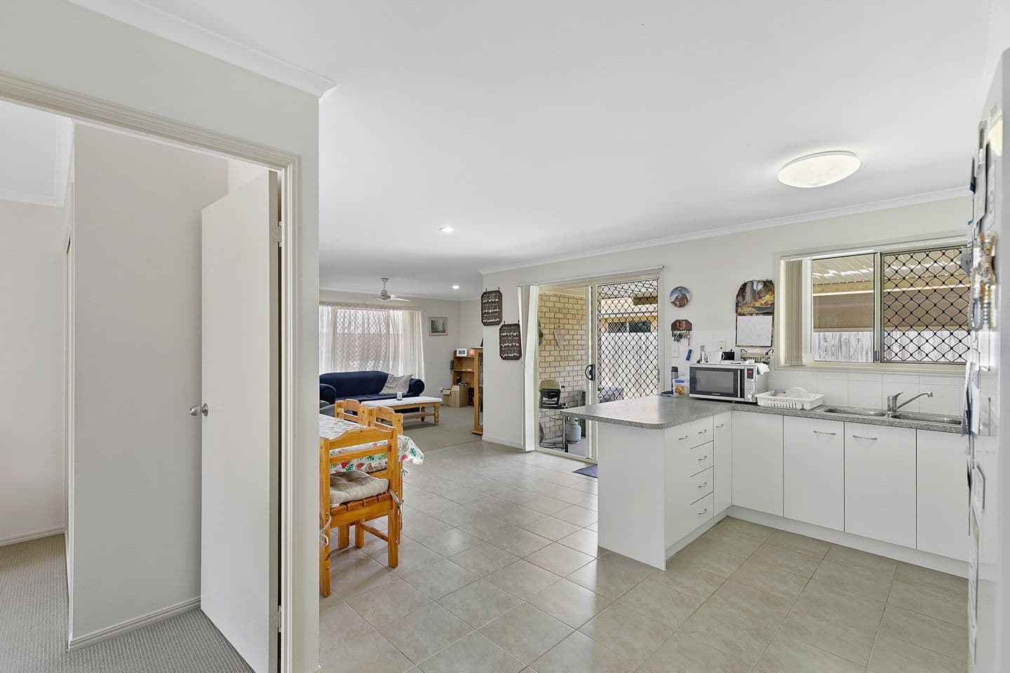 5 Dory Drive, Point Vernon QLD 4655, Point Vernon - Thumbnail 5