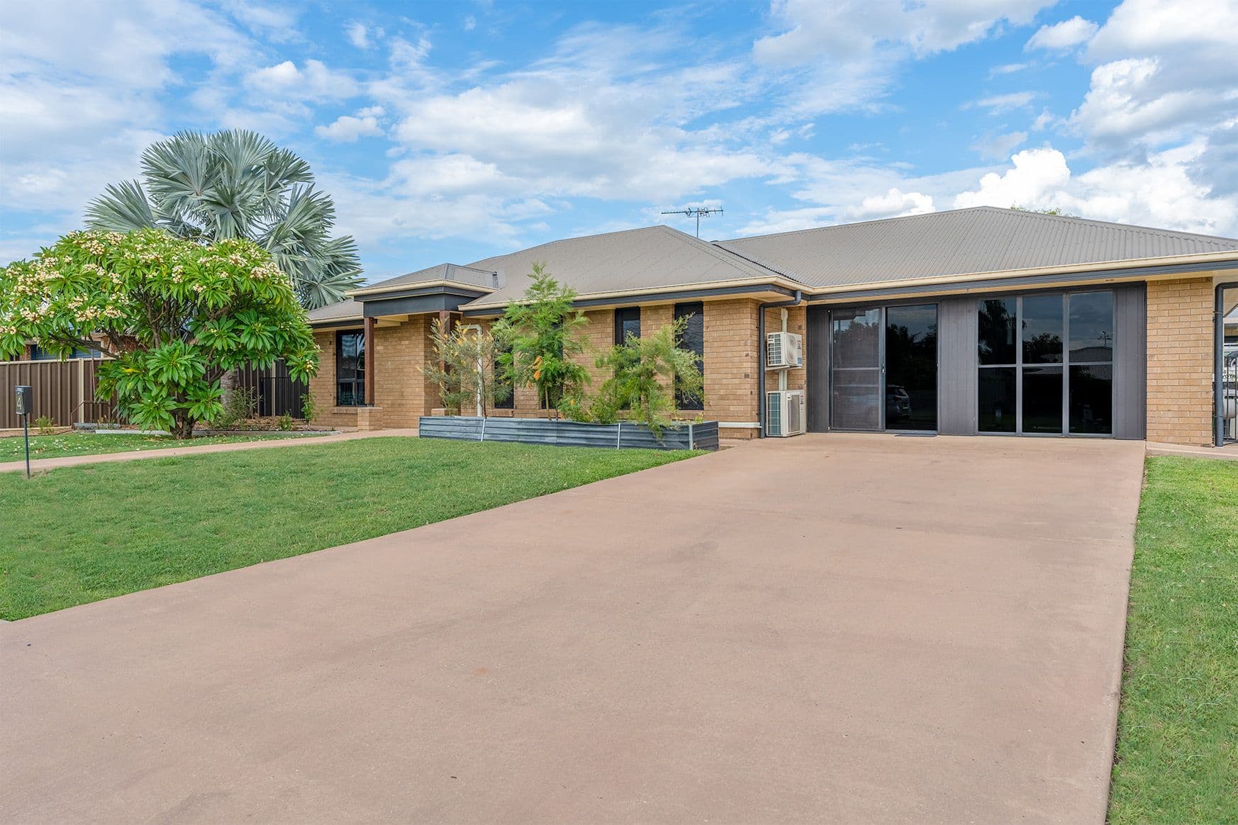 4 Rogers Street, Emerald QLD 4720, Emerald - Image 1