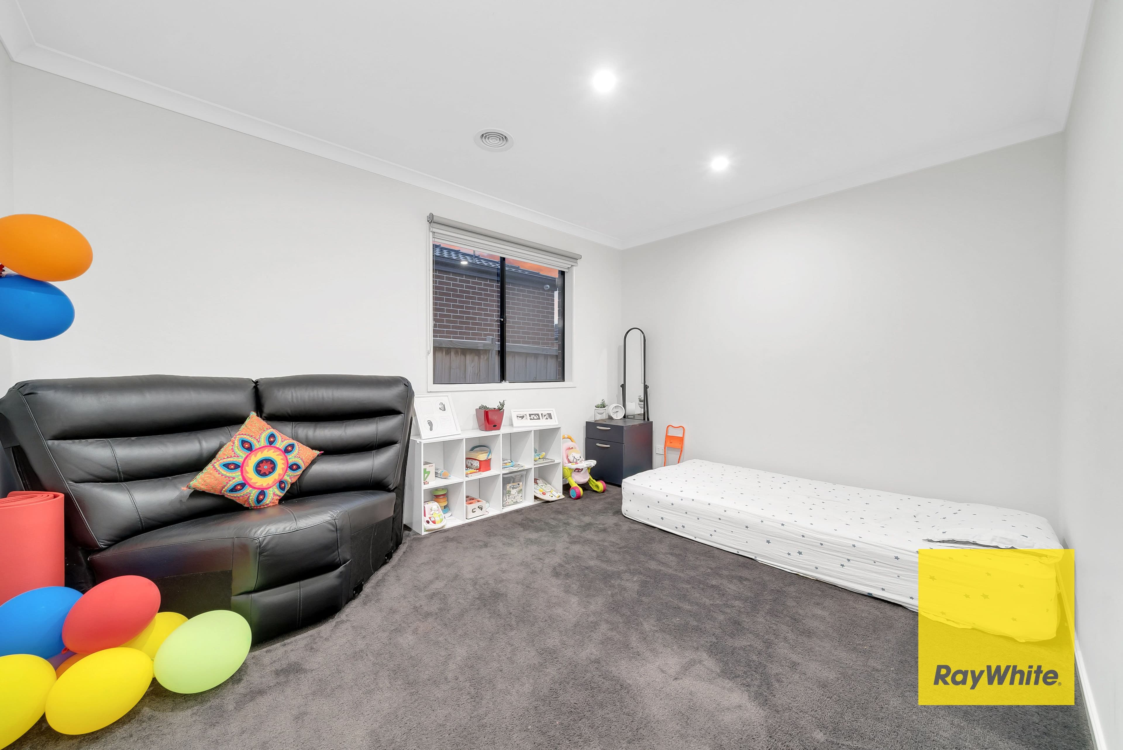 22 Thurston Avenue, Tarneit VIC 3029, Tarneit - Thumbnail 7