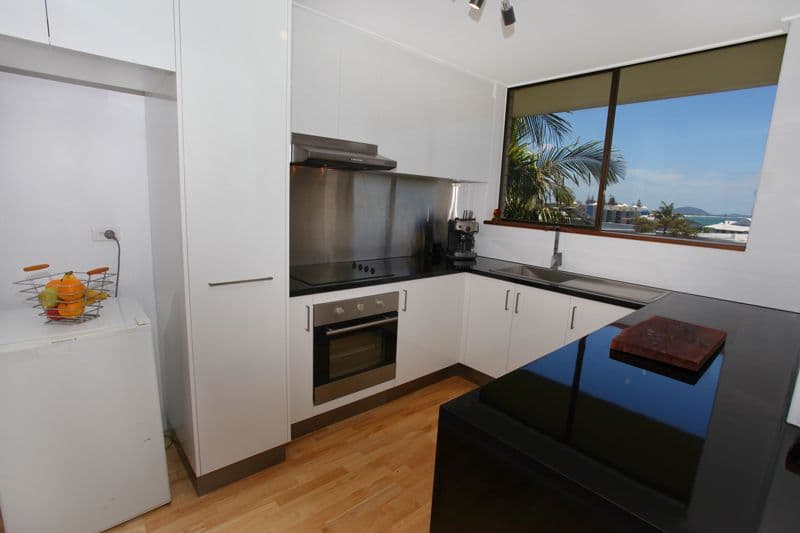 10 Janet Street, ALEXANDRA HEADLAND QLD 4572, Alexandra Headland - Thumbnail 4